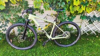 Bicykel Cube Reaction C:62 Race green
