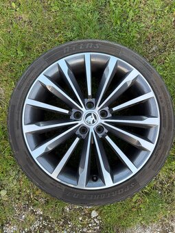 Trinity 5x112 235/40 r19 letné pneumatiky