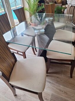 Stôl so stoličkami+konferenčný stôl