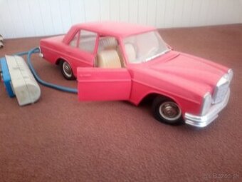 Stará velká hračka na bowden s ovladačem MERCEDES