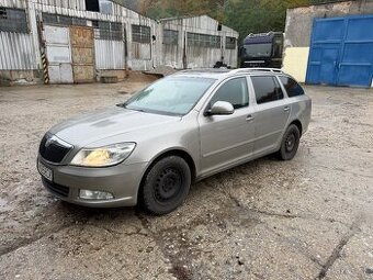 Škoda Octavia Combi 2.0 TDI FL - 1
