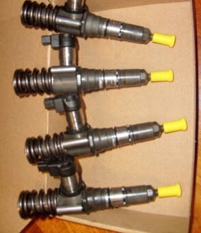 Vstrekovače 2.0 TDI 03G130073T/M