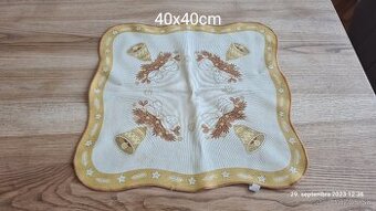 Vianocny obrusok 40x40