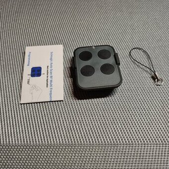 univerzálny dialkovy ovladac pre brany 4-kanálový