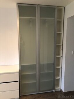 Dvojdverová skriňa Ikea