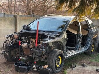 Holá karoséria Škoda SuperB 2 combi facelift