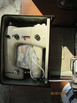 šijacie stroje Minerva a Lada