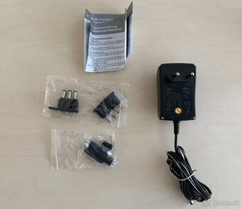 Universal Power Supply adapter 3 V - 12 V.