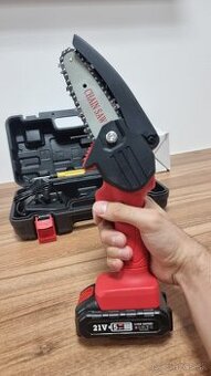 Nová AKU elektrická píla na drevo 21V - 100mm (2baterky)