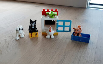 LEGO DUPLO ZVIERATKA Z FARMY 10870