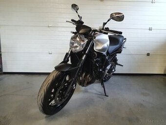 YAMAHA FZ6-NGH S2