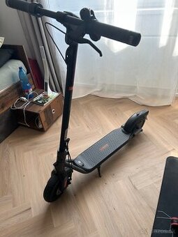 Elektrická kolobežka Ninebot F2