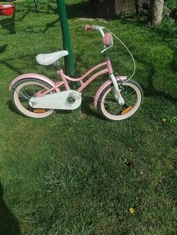 Dievčenský bicykel
