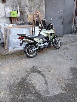 Honda Transalp 650