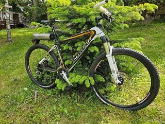 Karbónový bike 17,5“ 11kg + nový motor LIVALL 500W