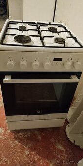 Sporák Electrolux