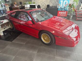 Pontiac Fiero GT, 1988 + NÁHRADNÍ MOTOR KOMPLE