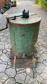 Medomet, darujem.