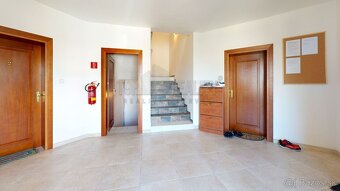 1 izb.klimatizovaný apartmán 28 m2 v tichej časti Zavaru