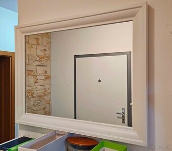 Zrkadlo IKEA Toftbyn s bielym ramom 65x85 cm