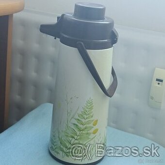 Predám veľkú retro termosku, striebornú darujem