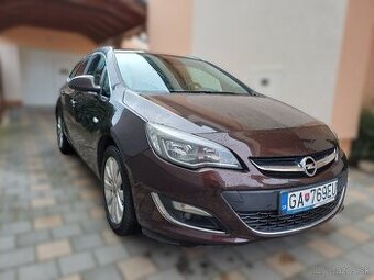 Predám Opel Astra Sports Tourer