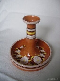 Keramický ľudový svietnik