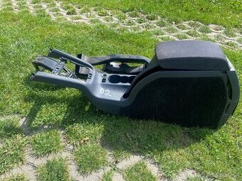 Predám Lakťovú opierku do škoda octavia2