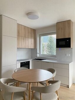 Prenájom 2 izbového bytu Eden Zakamenne - 1