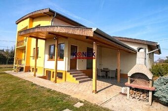 NA PREDAJ Nadštandardný rodinný dom v meste SEČOVCE