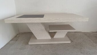 Predám konferenčný stolík