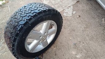 215/65 R16
