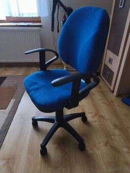 Kancelárska stolička