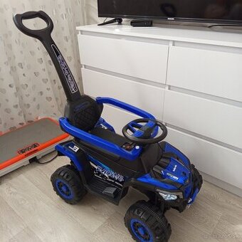 Elektrická štvorkolka