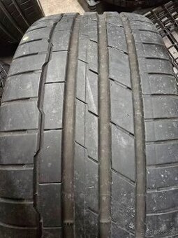 Predam 4 letne pne Hankook 255/35R21 rocnik 2023