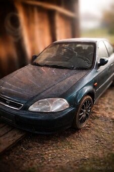 Nepojazdná Honda Civic