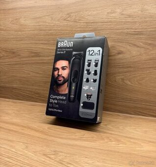 Braun Series 7 MGK7460 holiaci strojček - nový