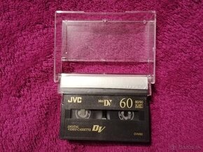 Mini DV kazeta