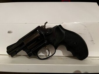 Predám Smith&Wesson model 36, kal. 38 sp.