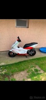 Aprilia area 51