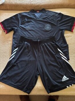 Adidas  funkčne tričko.