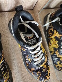 Versace 43