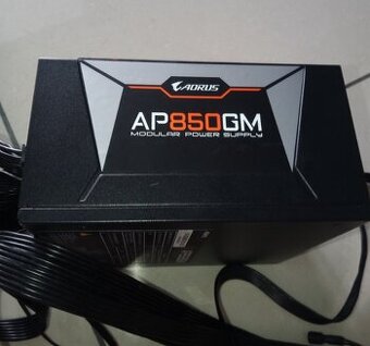 850W zdroj
