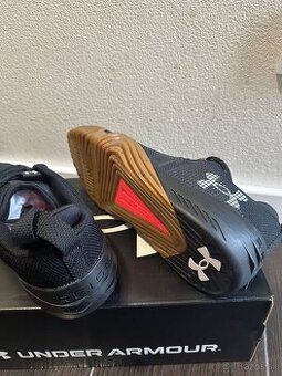Under armour Tribase Reign 6 44,5