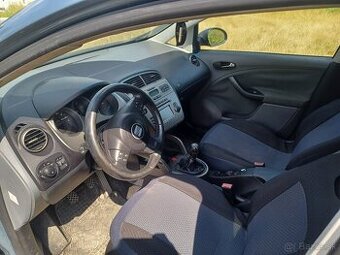 Altea 2.0 tdi 103kw - 1