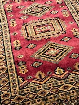 Predam rucne tkany orientalny koberec