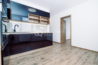 MODERNÝ 2 IZBOVÝ BYT S JEDINEČNÝM VÝHĽADOM NA PRENÁJOM