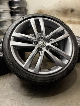 Zimná sada VW Salvador 5x112 R18 , 225/40/18 - Golf Octavia