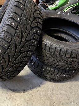 Zimne pneu s hrotmi 205/60r16