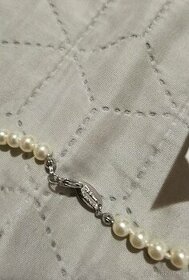 Vivienne Westwood  perlový náhrdelník